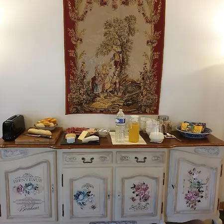 Maison James Bed & Breakfast *